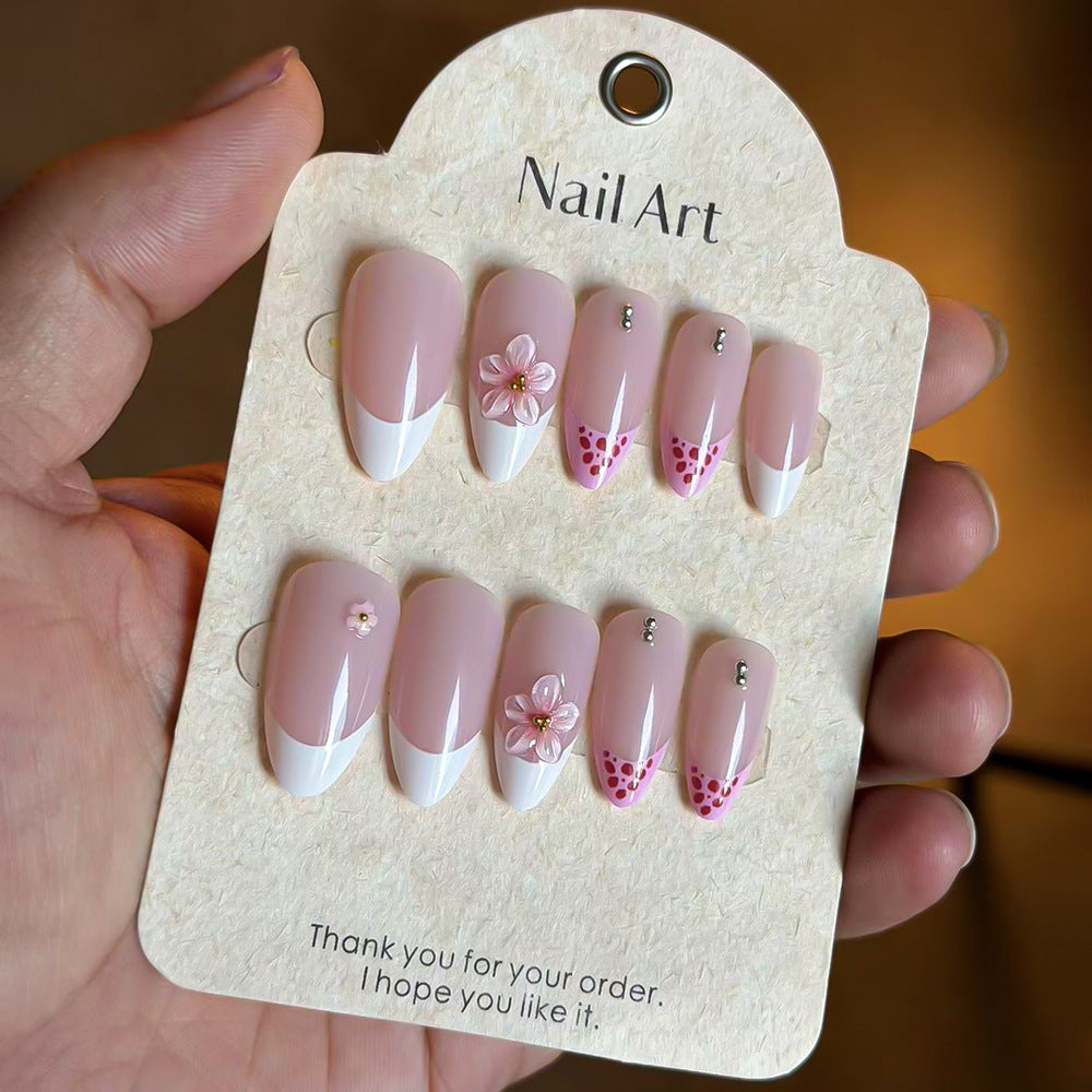 Decorative Floral-Inspired Press-On Nail Collection Stornfield
