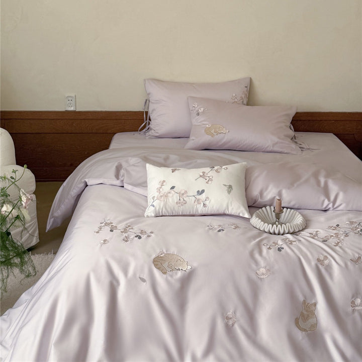 Luxurious Embroidered Satin Duvet Cover Set with Floral and Cat Motif