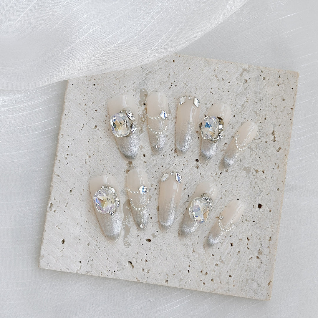 Decorative Nail Art Set with Rhinestone and Metallic Accents