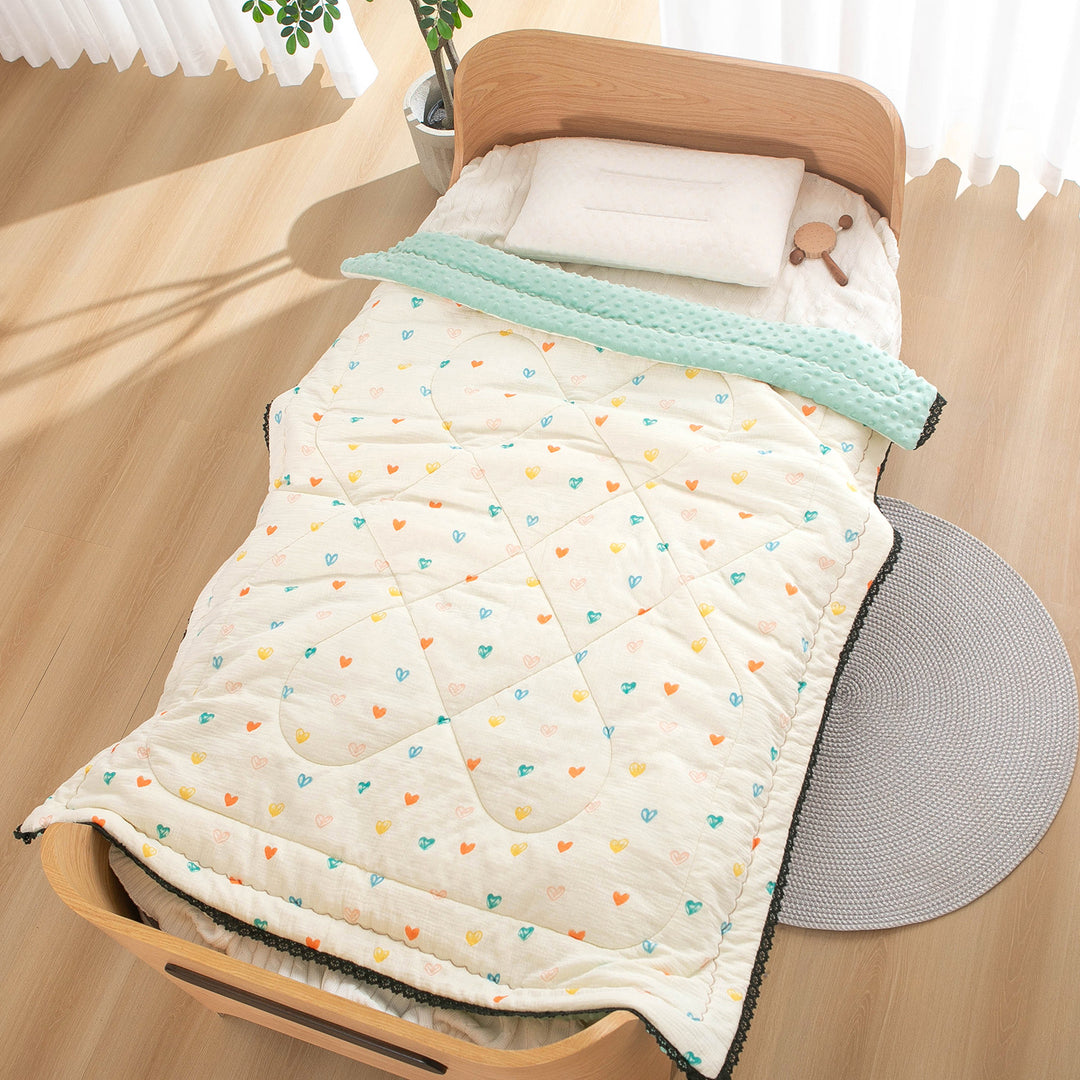 Women’s bedspread with high-quality floral design Stornfield