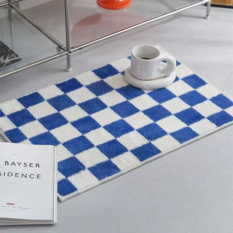 Checkerboard Patterned Bath Mat