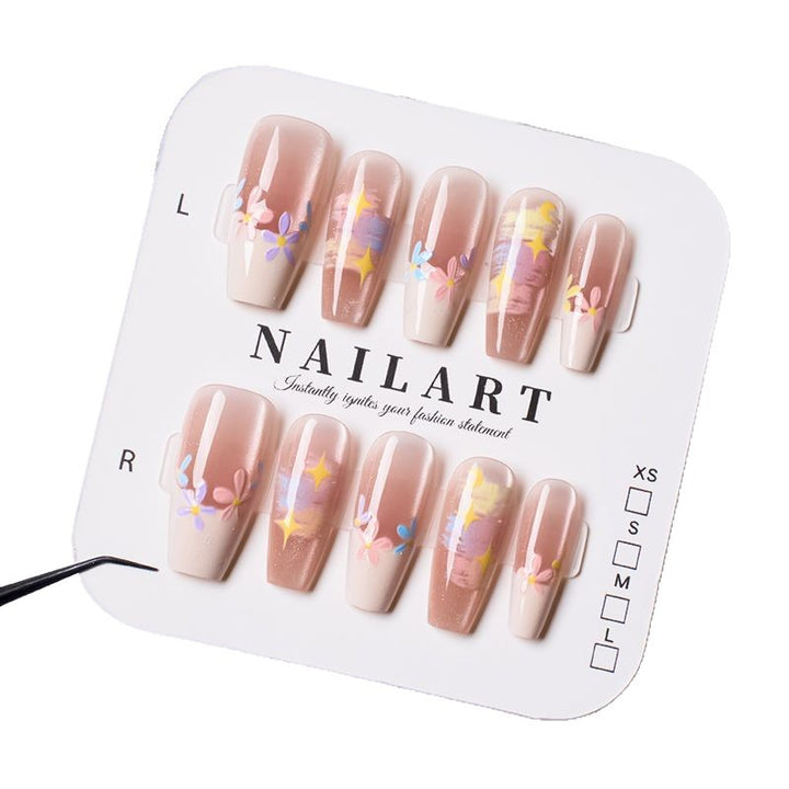 Floral-Inspired Press-On Nail Art Stornfield