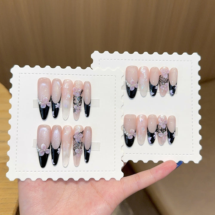 Artificial Nails In Elegant Floral Design Stornfield