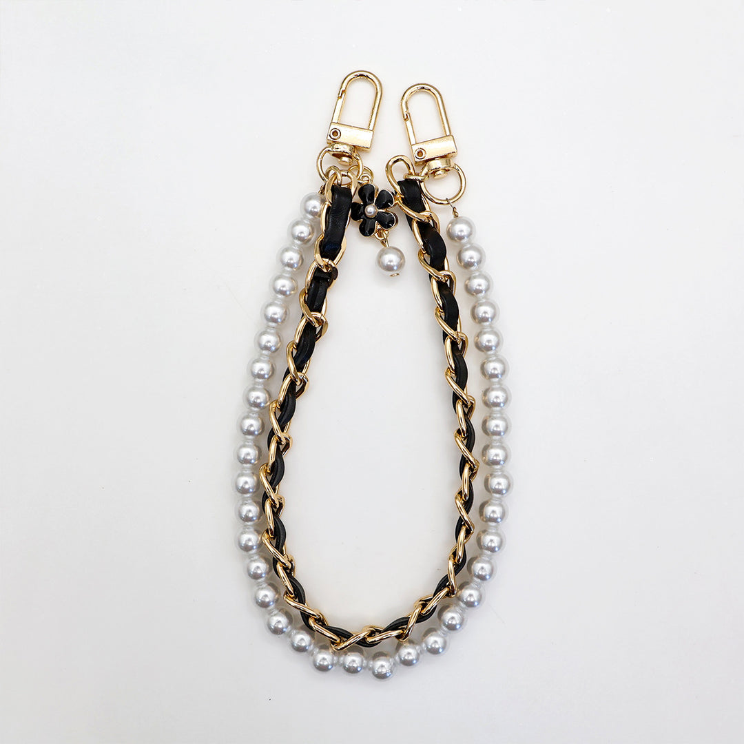Stylish Pearl-Embellished Eyewear Chain Stornfield