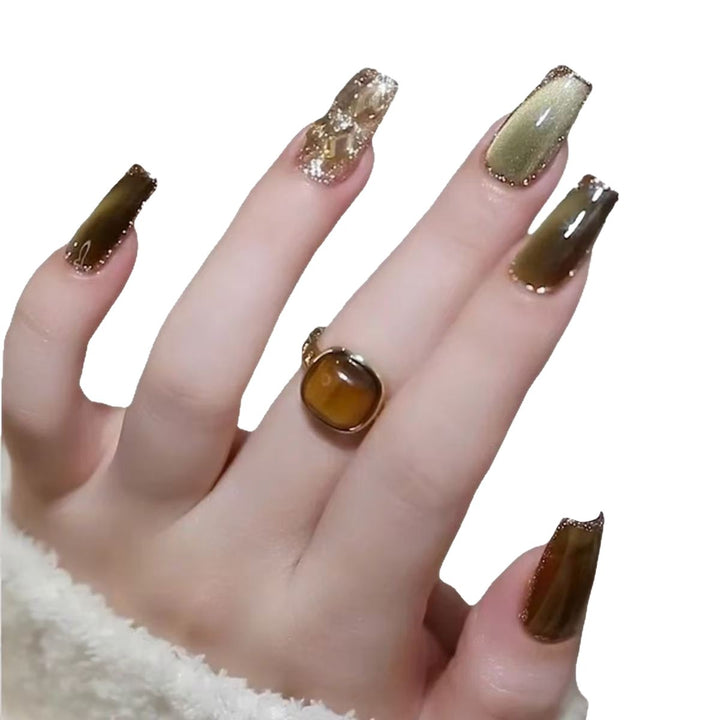 Glamorous Luxurious Press-On Nail Set Stornfield