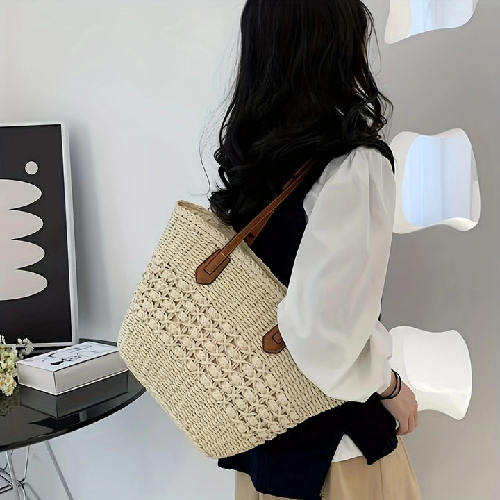 Natural basket bag with elegant leather handles Stornfield