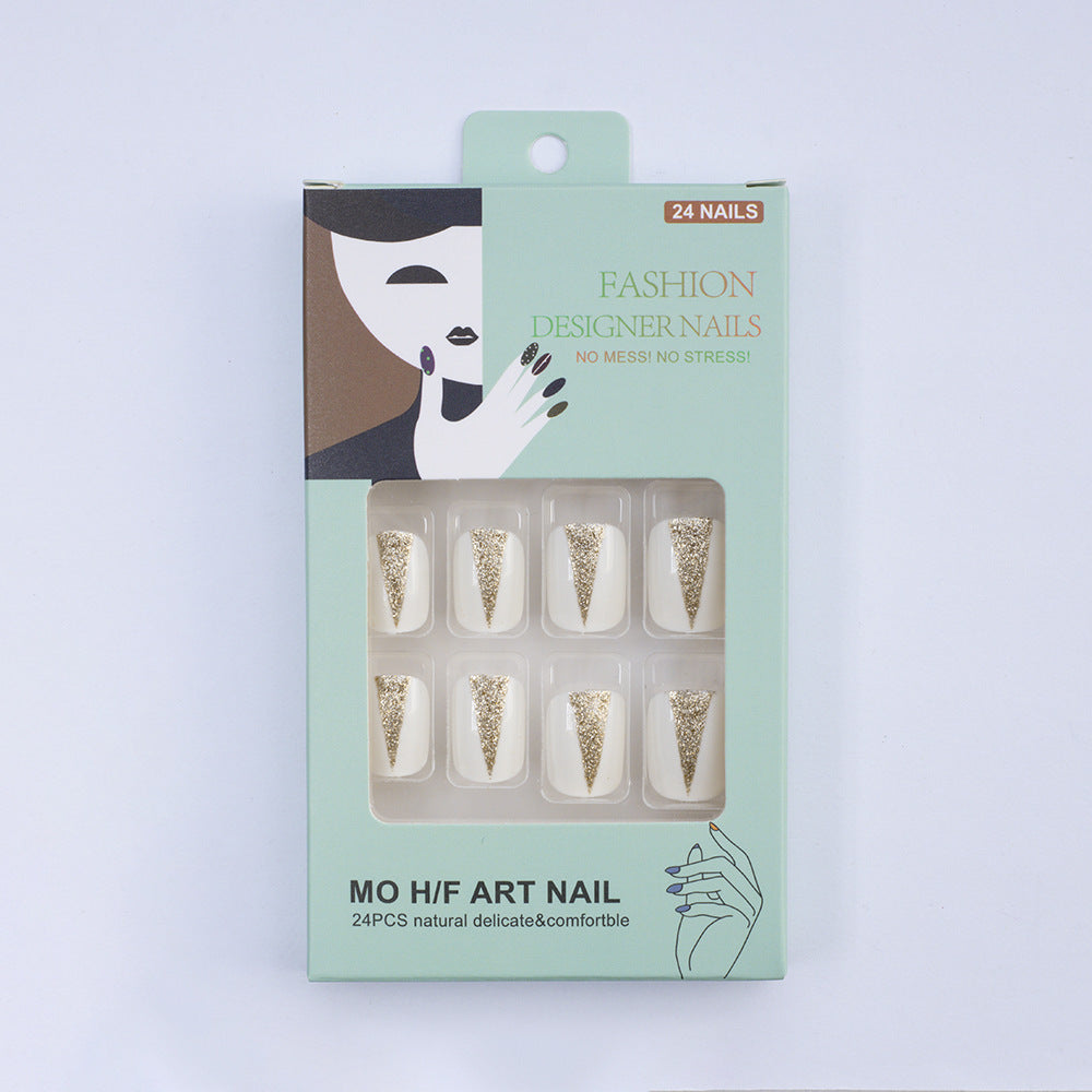 Glamorous artificial nails in elegant lace design Stornfield