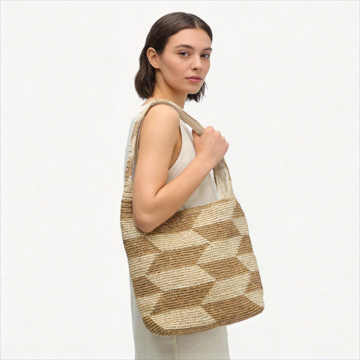 Stylish handbag made of natural weave Stornfield