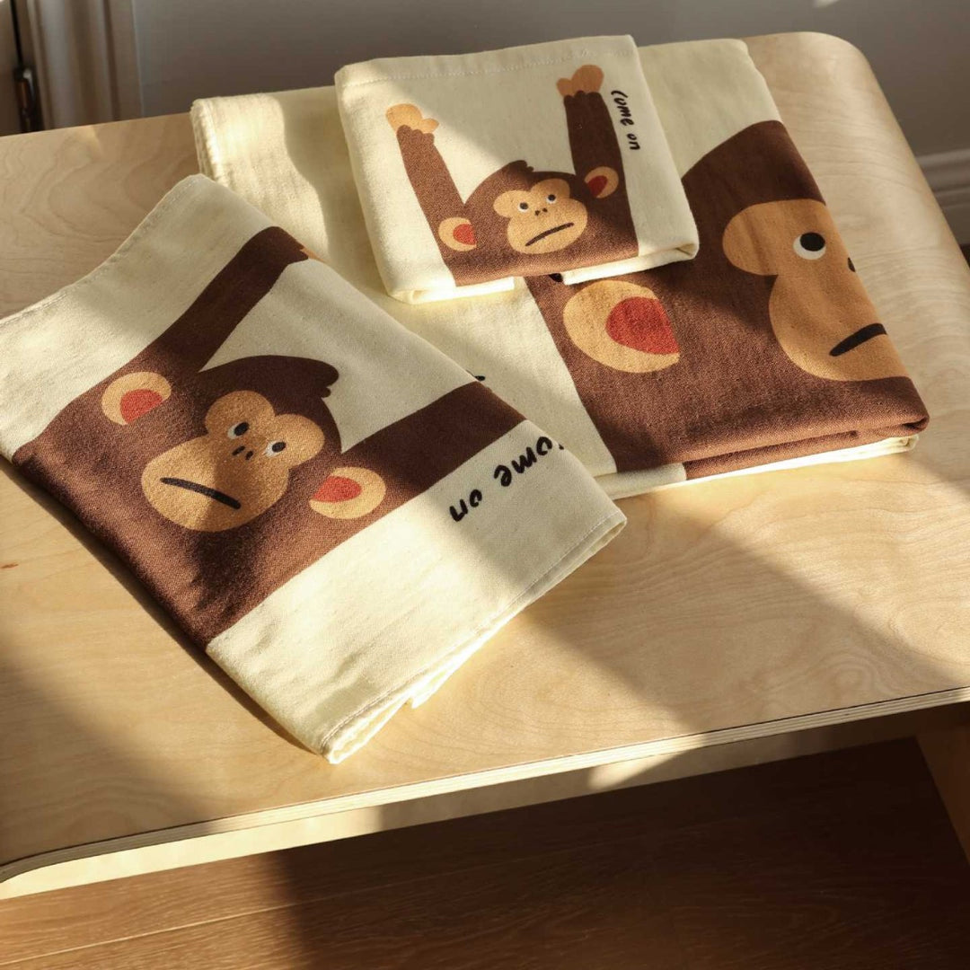 Oversized Cotton Cartoon Monkey Beach & Bath Towel with Quick-Dry Lightweight Weave