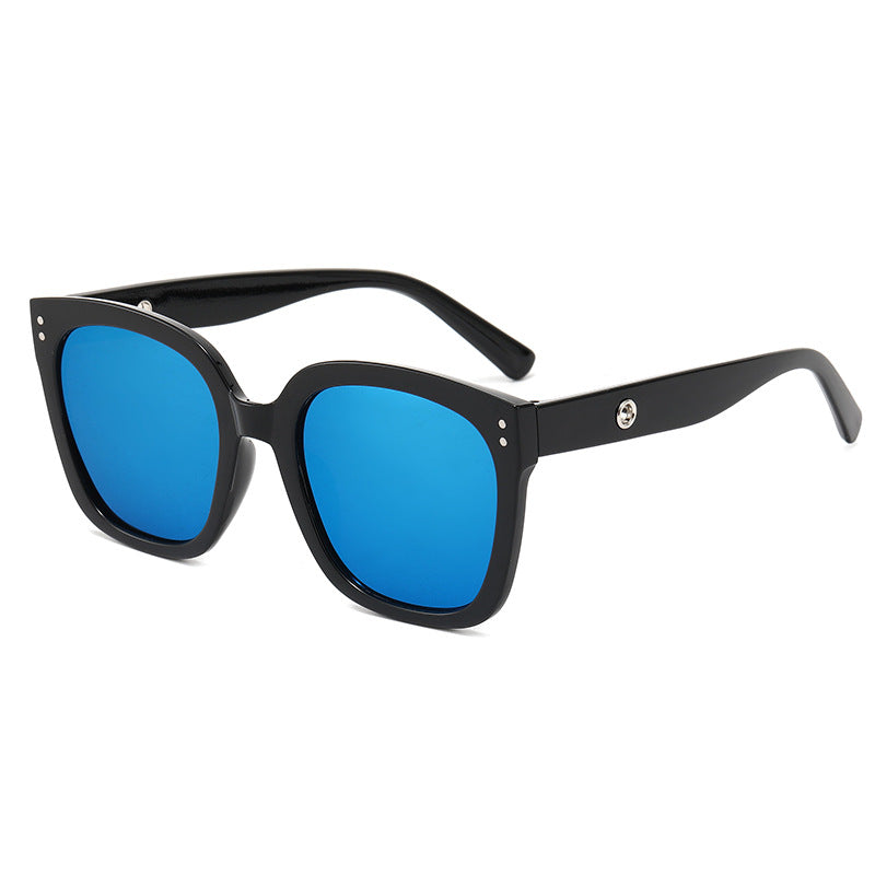 Ladies square sunglasses with elegant frame and UV protection Stornfield
