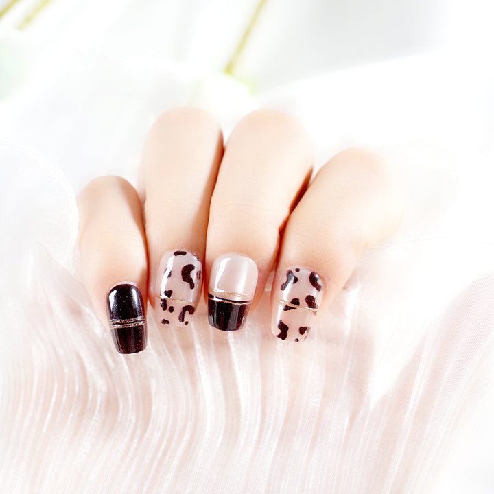 Artistic Press-On Nail Art Set Stornfield