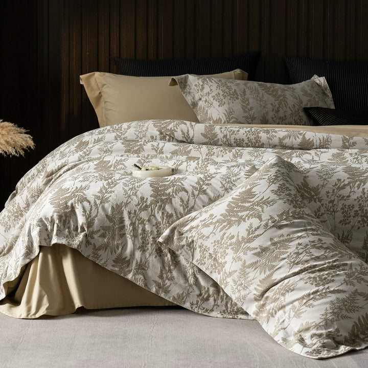 Luxury Cotton Sateen Reversible Duvet Cover Set with Scrolled Jacquard Print and Tailored Hem