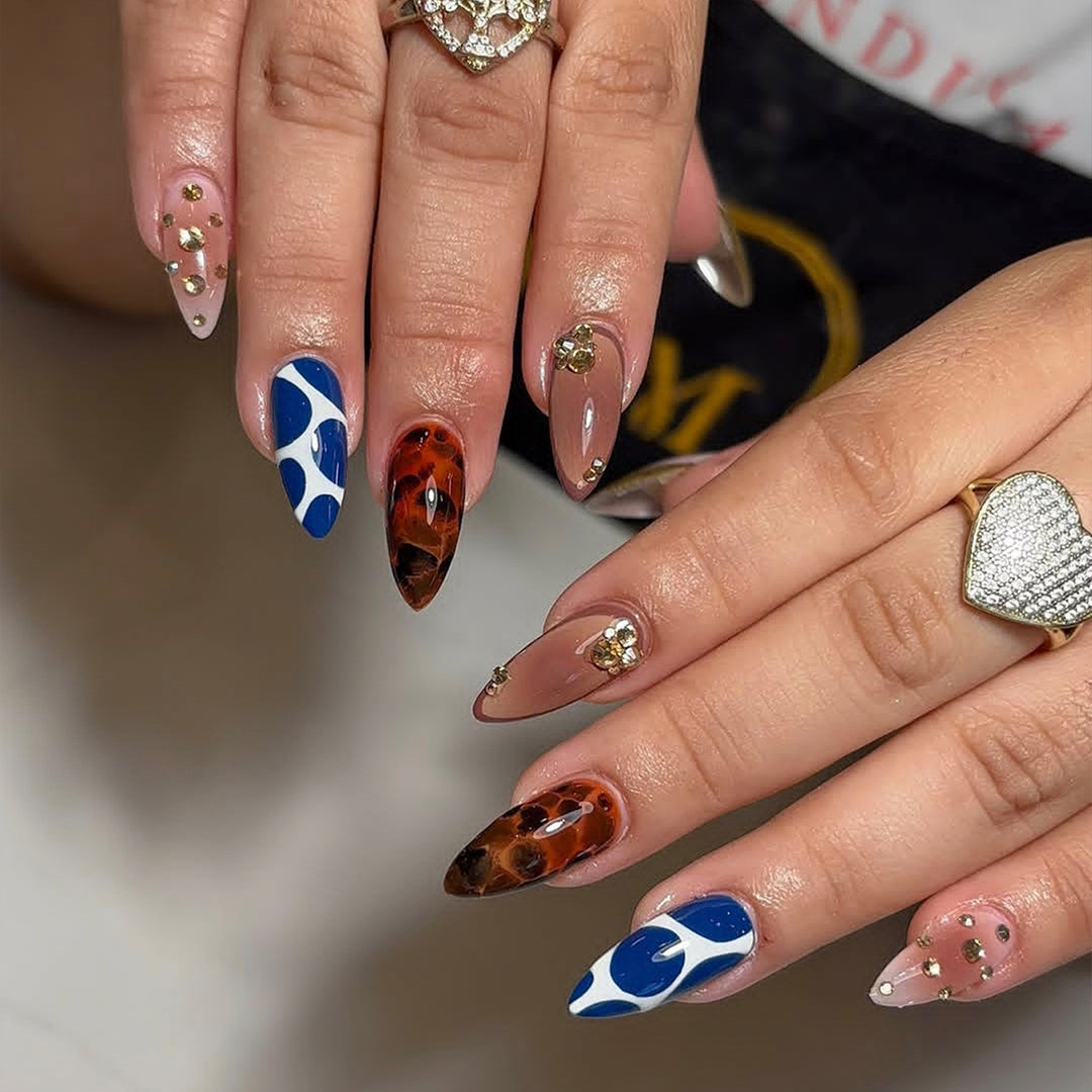 Artificial Stiletto Fingernails with Extravagant Design Stornfield