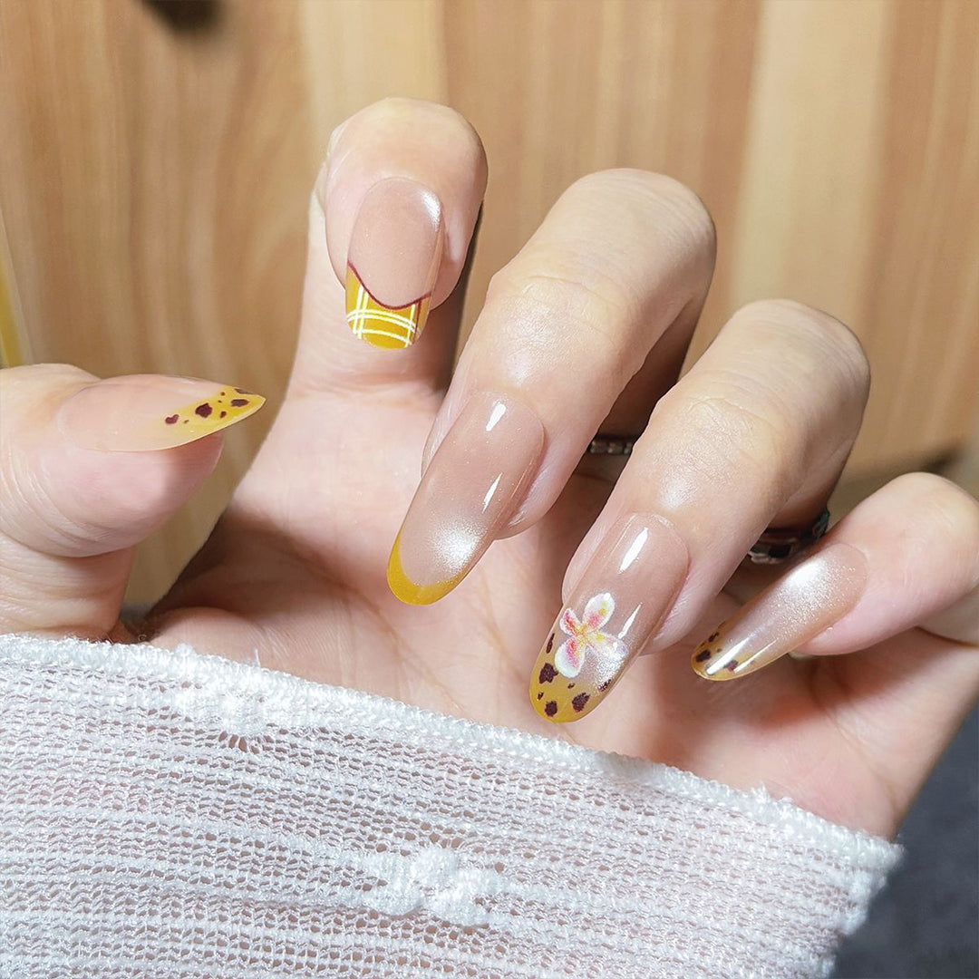 Decorative Press-On Nail Set Stornfield