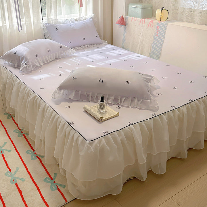 Ruffled Polka Dot Bedspread Set
