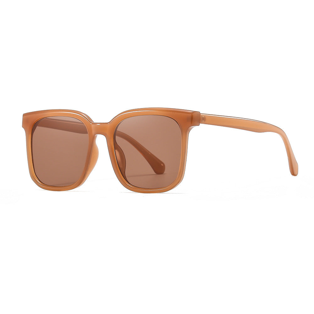 Women's sunglasses with a modern, square frame and UV protection Stornfield