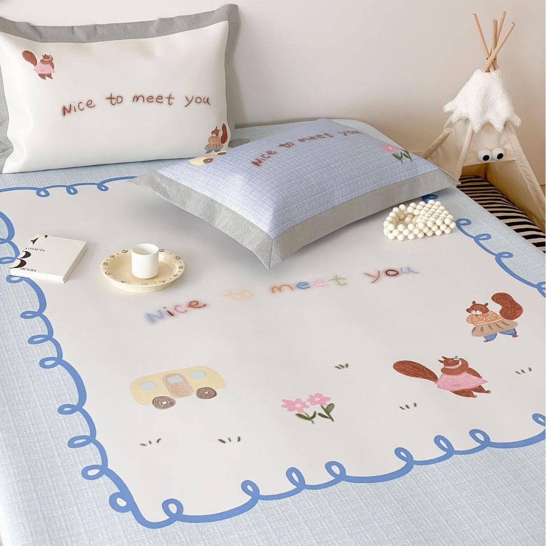 Fitted sheet set with pillowcases
