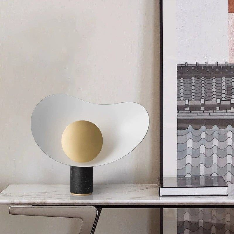 Modern Artistic Wall Lamp
