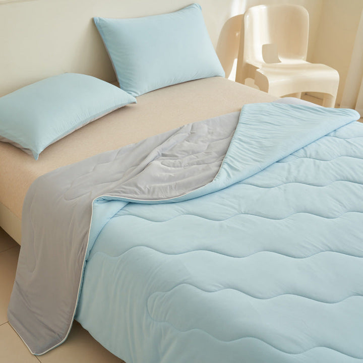 Ultra-Soft Cooling Summer Blanket – Lightweight Ice Silk Comforter, Breathable & Machine Washable Air Conditioning Quilt | Stornfield
