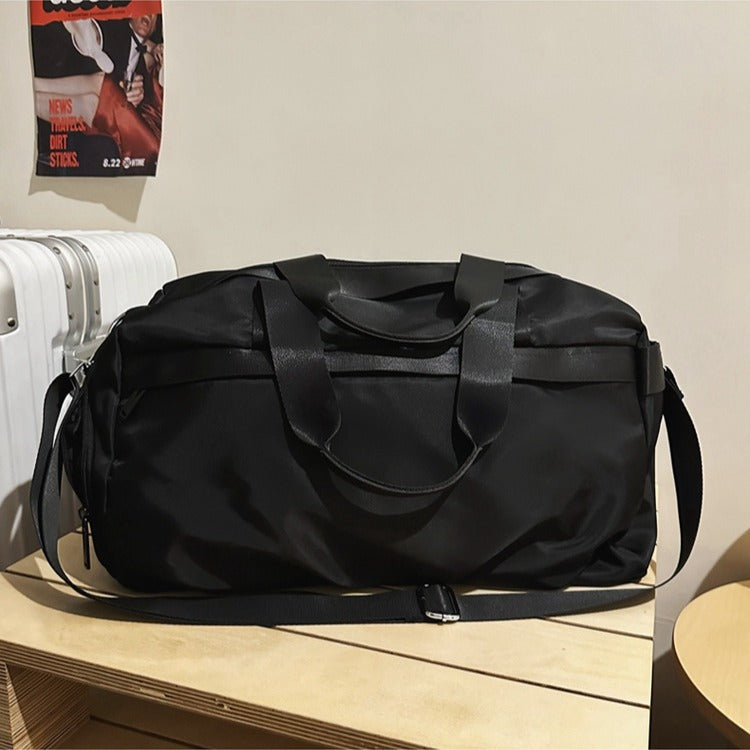 Multifunctional Travel Bag with Ergonomic Carrying Handle Stornfield