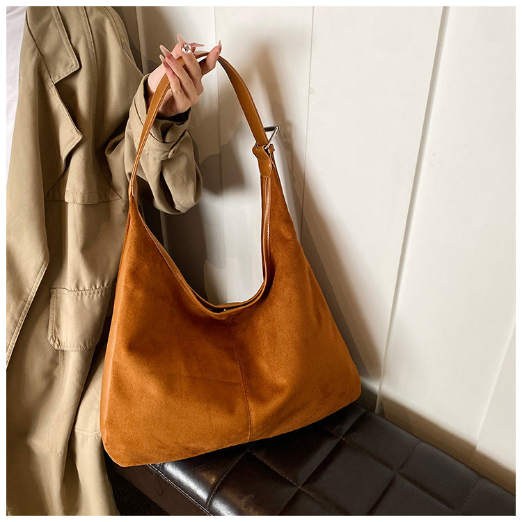 Elegant and Versatile Shoulder Bag Stornfield