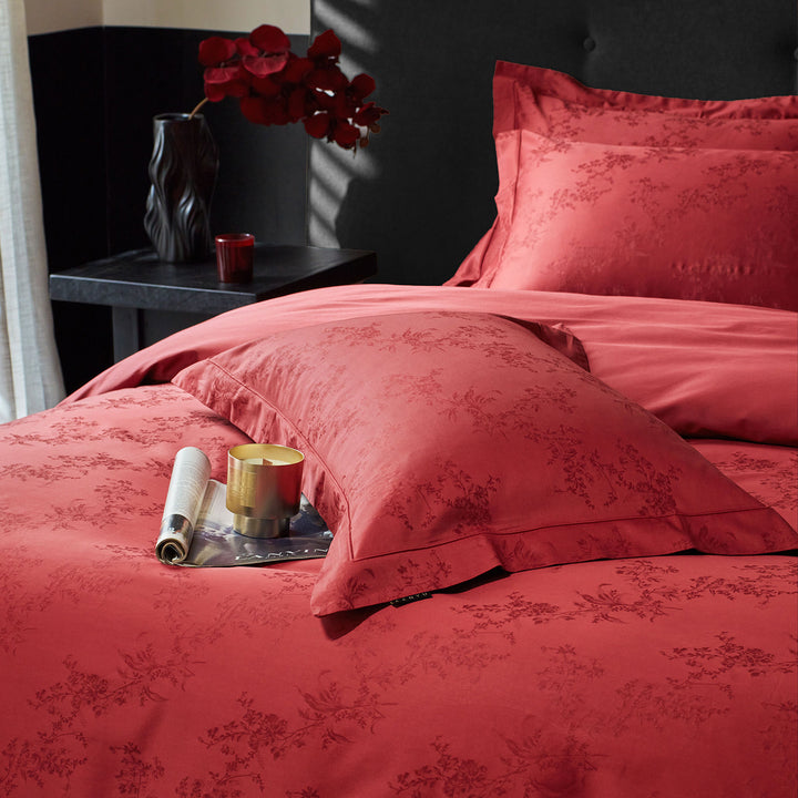 Premium bedding set made of cotton satin with subtle jacquard embossing and concealed zipper