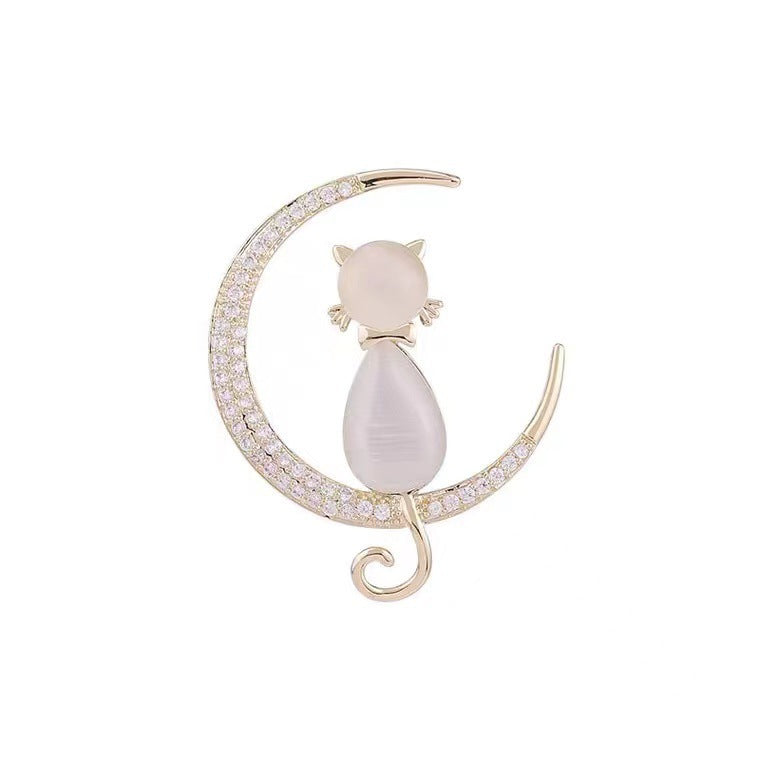 Elegant Cat Brooch Stornfield
