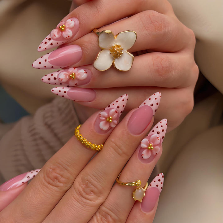 Artificial nail set with romantic flower and polka dot designs Stornfield