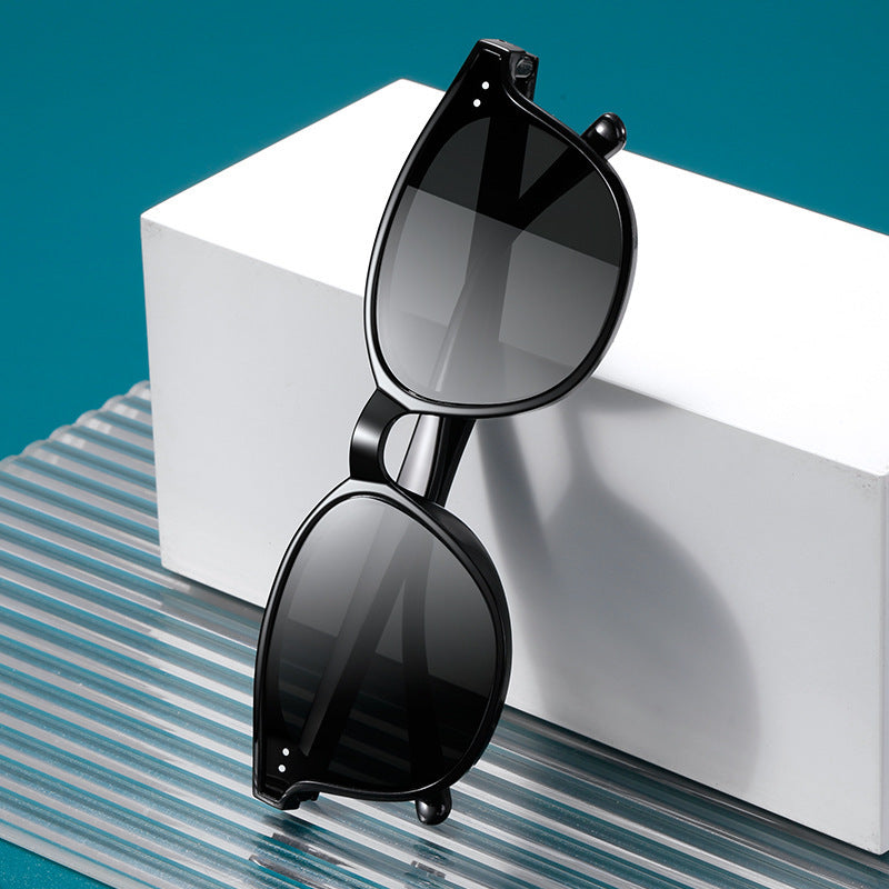 Vintage Retro-Inspired Cat Eye Sunglasses Stornfield