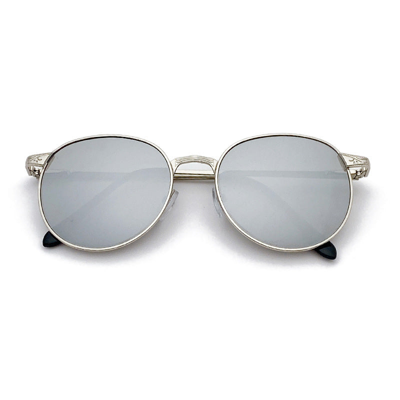 Fashionable sunglasses with round frame and intricate design Stornfield