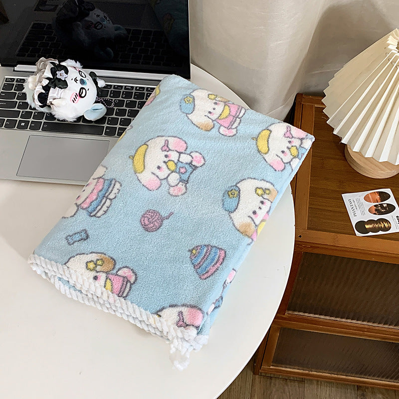 Cuddly blanket with playful animal motif Stornfield