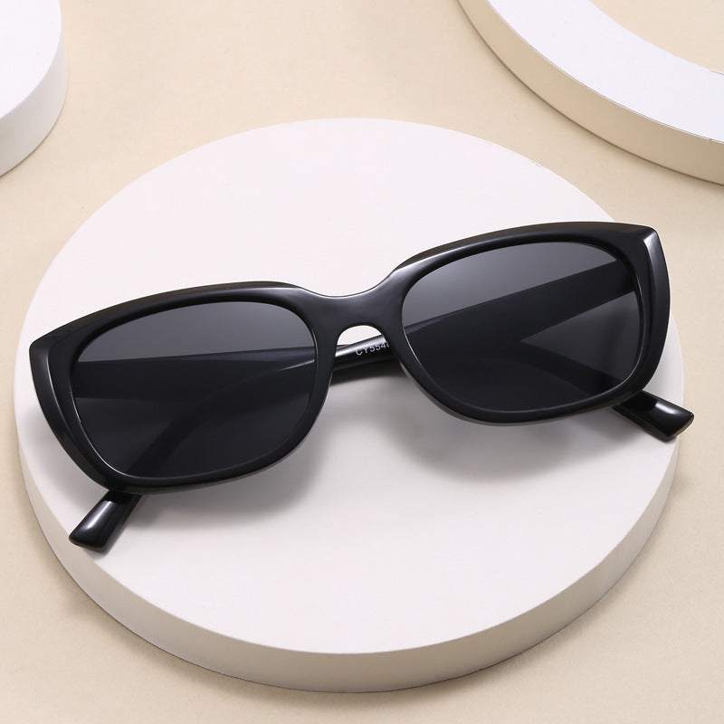 Women's trendy Cat-Eye sunglasses in minimalist design Stornfield