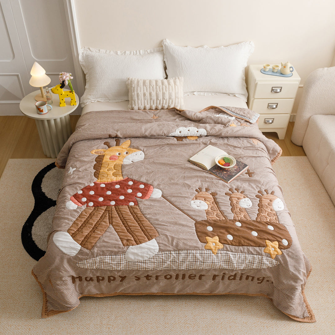Quilted Cotton Bedding Comforter with Appliqué Bears