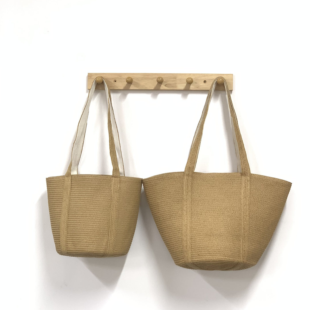 Spacious shopping bag with structured design Stornfield
