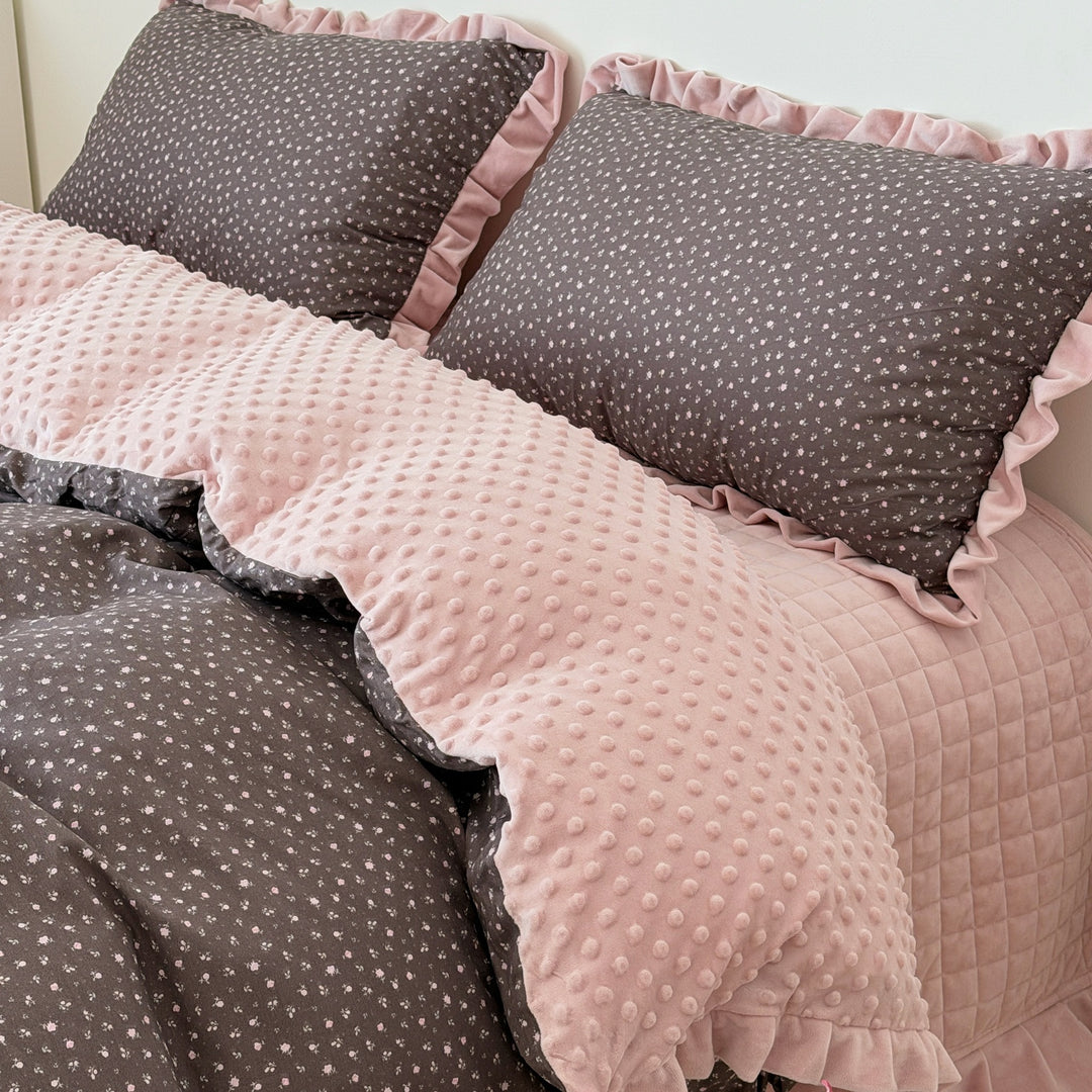 Floral Cotton Duvet Cover Set with Velvet-Trimmed Ruffled Shams and Plush Minky Throw