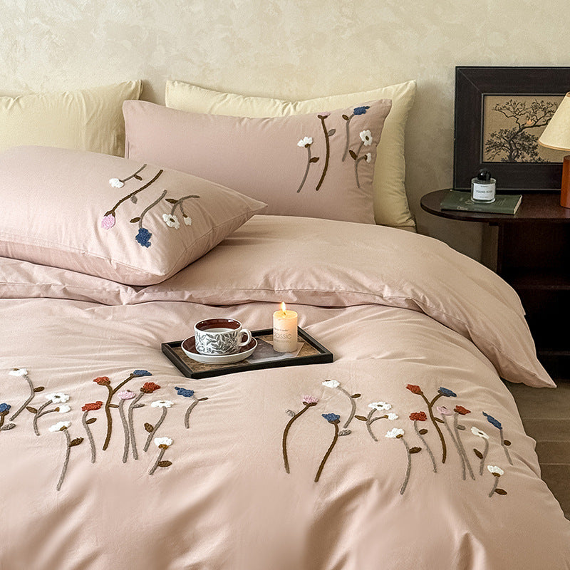Botanical Embroidered Cotton-Sateen Duvet Ensemble with Pillow Shams