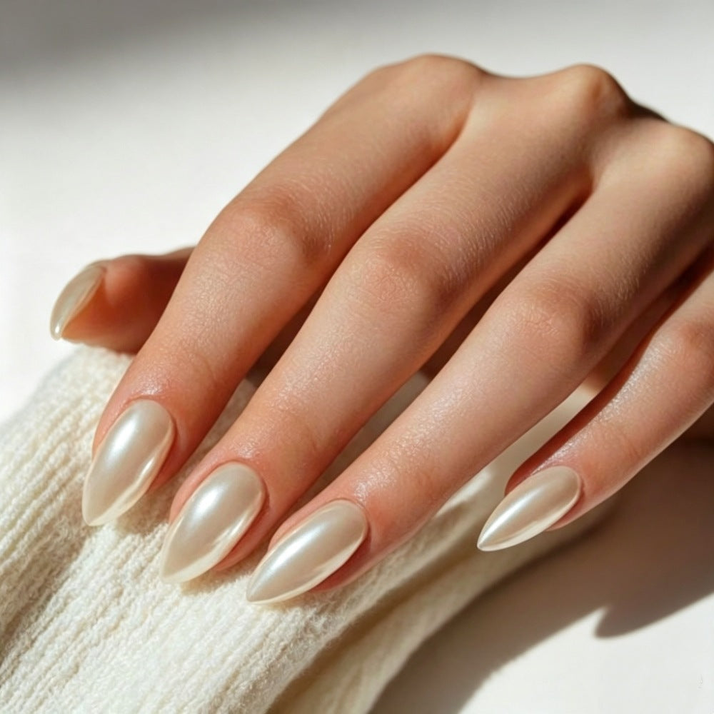 Artificial nails with high-gloss finish and elegant design Stornfield