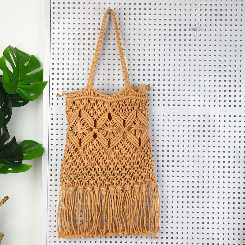 Handcrafted macrame bag with tassels Stornfield