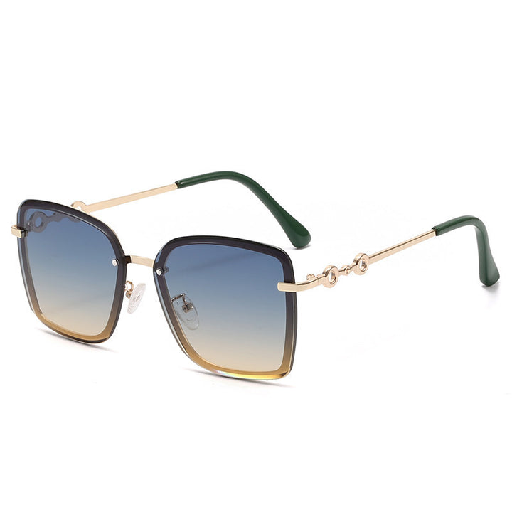 Women's square sunglasses with mirrored lenses and elegant detail Stornfield