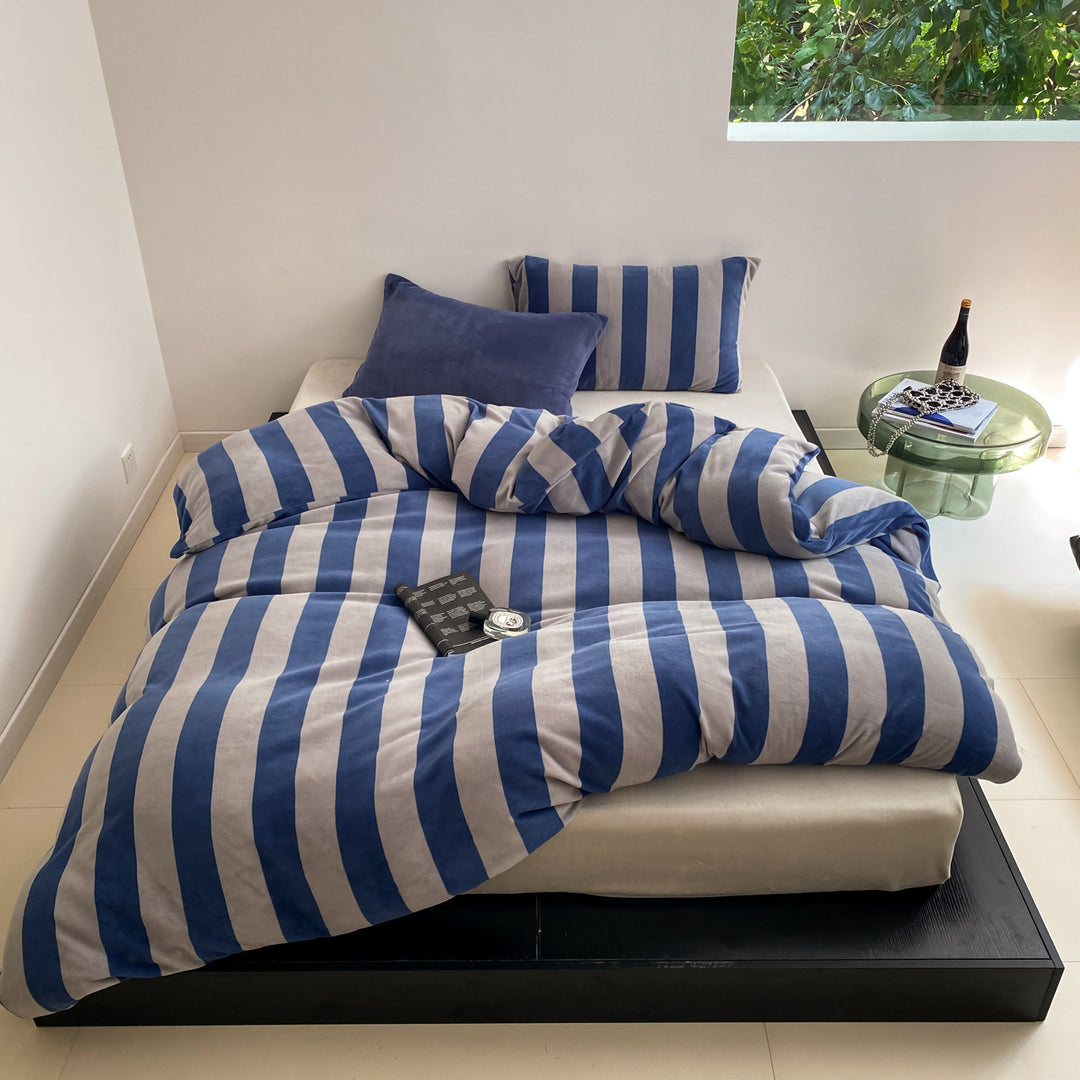 Brushed Cotton Flannel Striped Duvet Cover & Pillowcase Set with Hidden Zip & Corner Ties