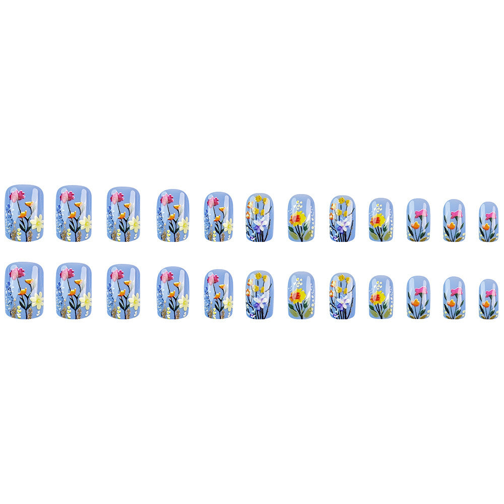 Floral-Embellished Press-On Nail Art Stornfield