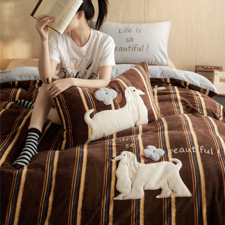 Plaid Cotton Duvet Cover Set with Embroidered Scottie Dog Appliqué and Reversible Plush Lining