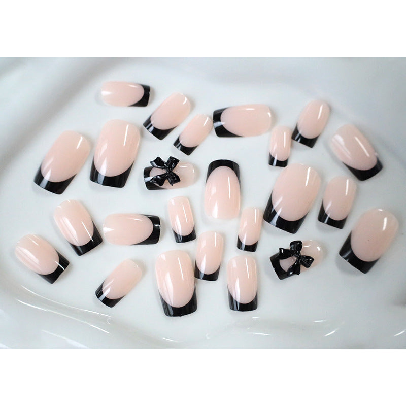 Elegant Bow-Embellished Nail Art Set Stornfield