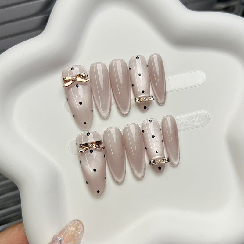 Elegant Bow-Accented Press-On Nails