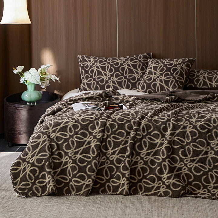 Decorative Flannel Bedspread Stornfield