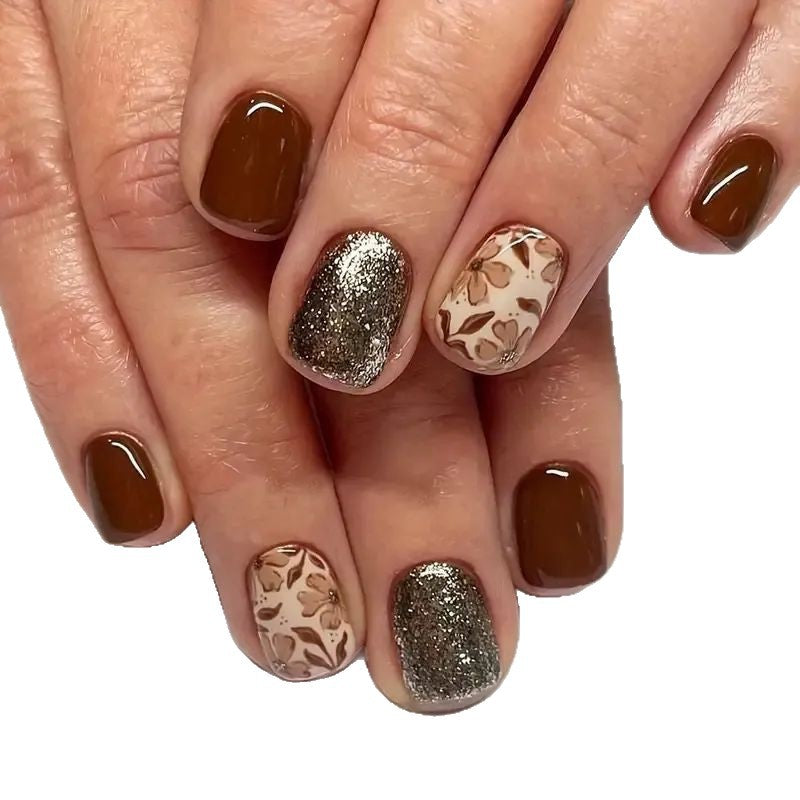Elegant Botanical Nail Art Set Stornfield