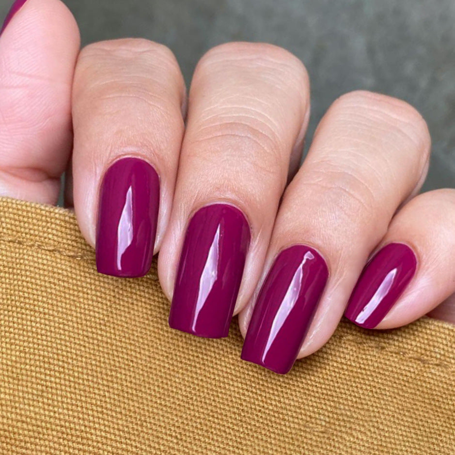 Premium Long-Lasting Press-On Nails Stornfield