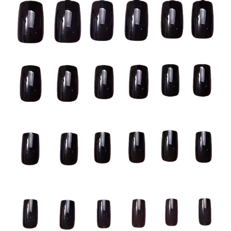 Artificial Nail Set in Shimmering Black Width Stornfield