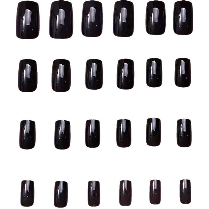 Artificial Nail Set in Shimmering Black Width Stornfield
