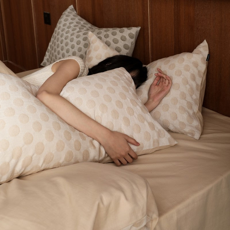 Luxury Jacquard Polka Dot Duvet Cover Set